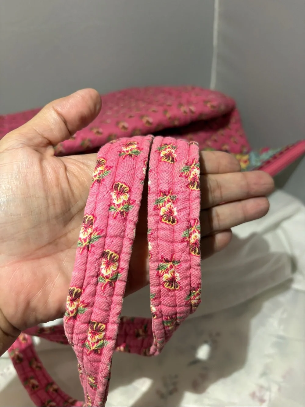 Vera Bradley Paddy tote in Pink Pansey - Picture 2 of 7